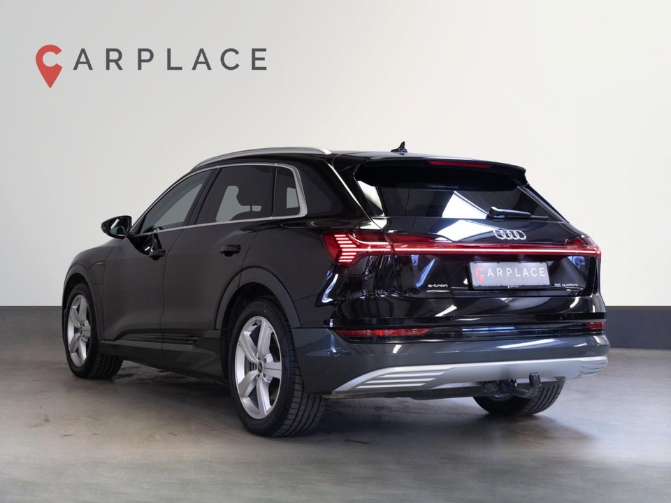 Audi e-tron 55 quattro 5d