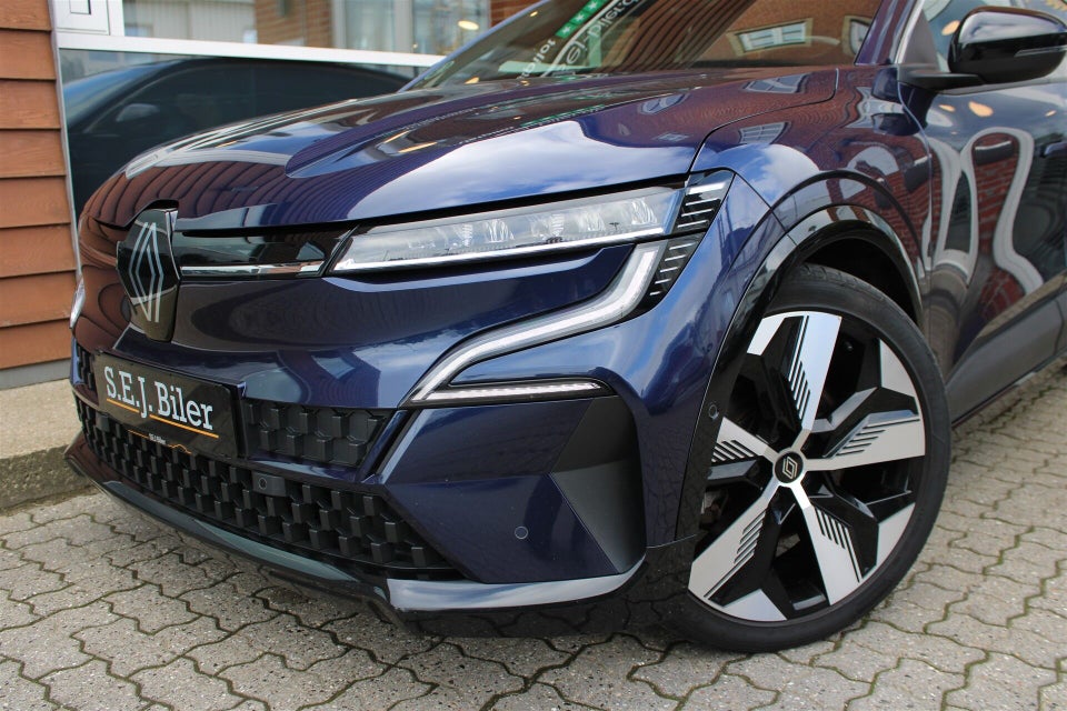 Renault Megane E-Tech 60 Techno 5d