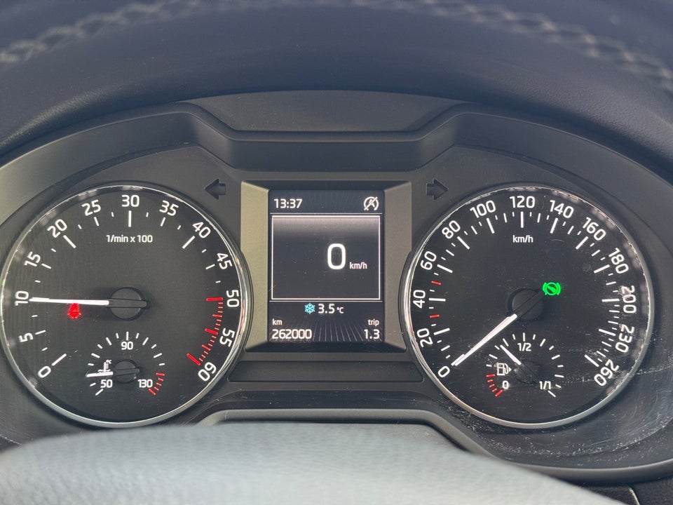 Skoda Octavia 1,6 TDi 105 Active Combi DSG 5d