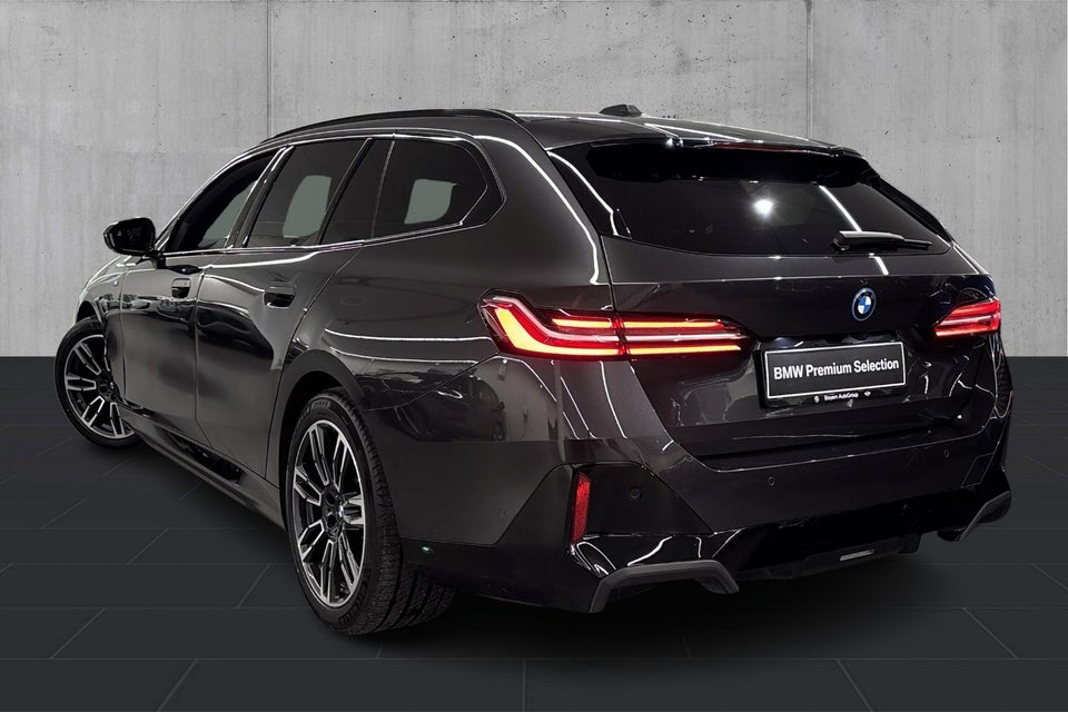 BMW i5 eDrive40 Touring M-Sport 5d