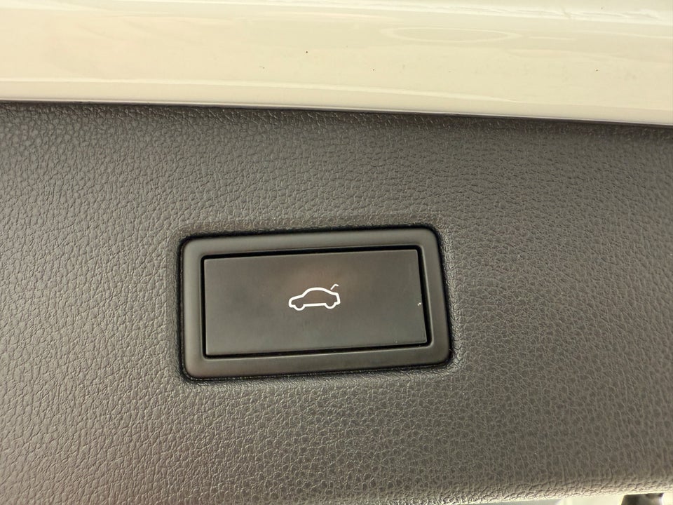 VW Tiguan 1,4 eHybrid Elegance DSG 5d