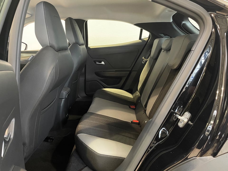 Opel Mokka-e 50 Elegance 5d