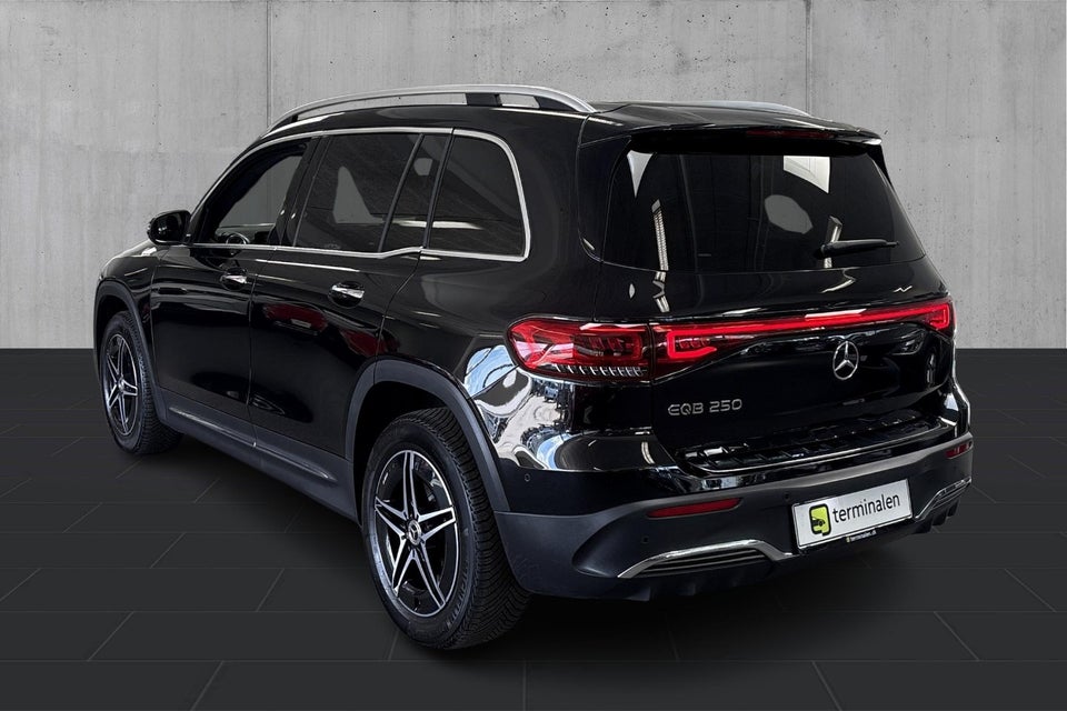 Mercedes EQB250+ AMG Line 7prs 5d