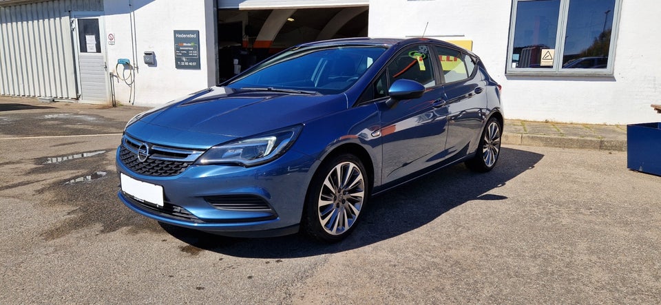 Opel Astra 1,0 T 105 Elegance 5d