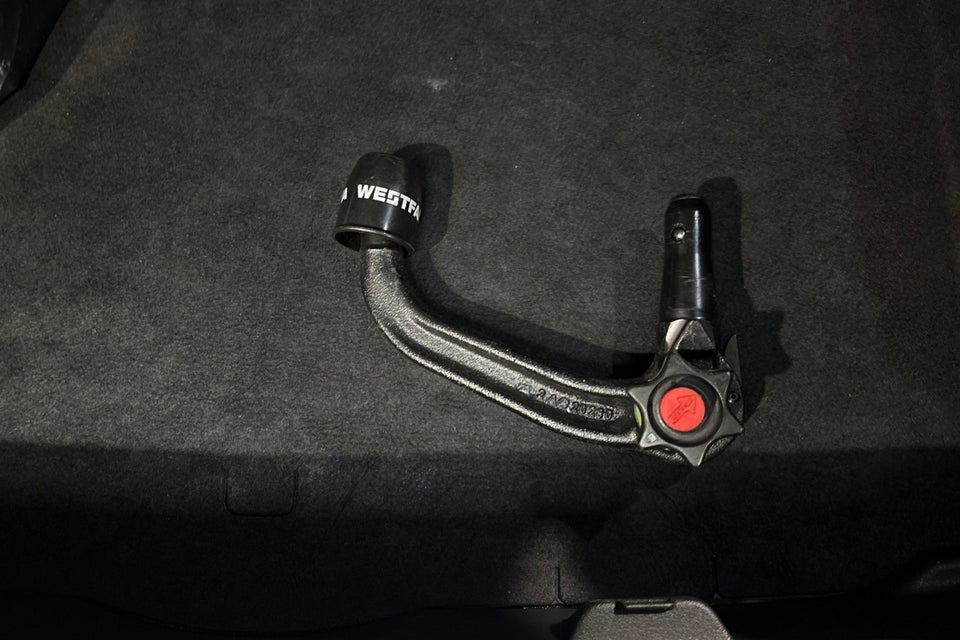 Audi Q3 35 TFSi Advanced Prestige S-tr. 5d