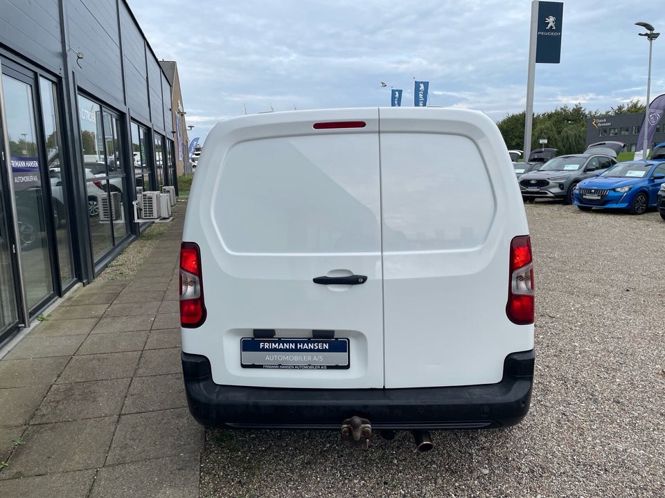 Peugeot Partner 1,5 BlueHDi 100 L1V1 Plus Van