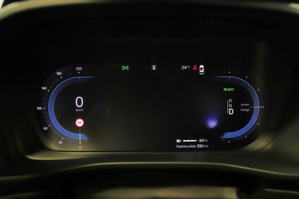 Volvo EX40 Standard Range Plus 5d