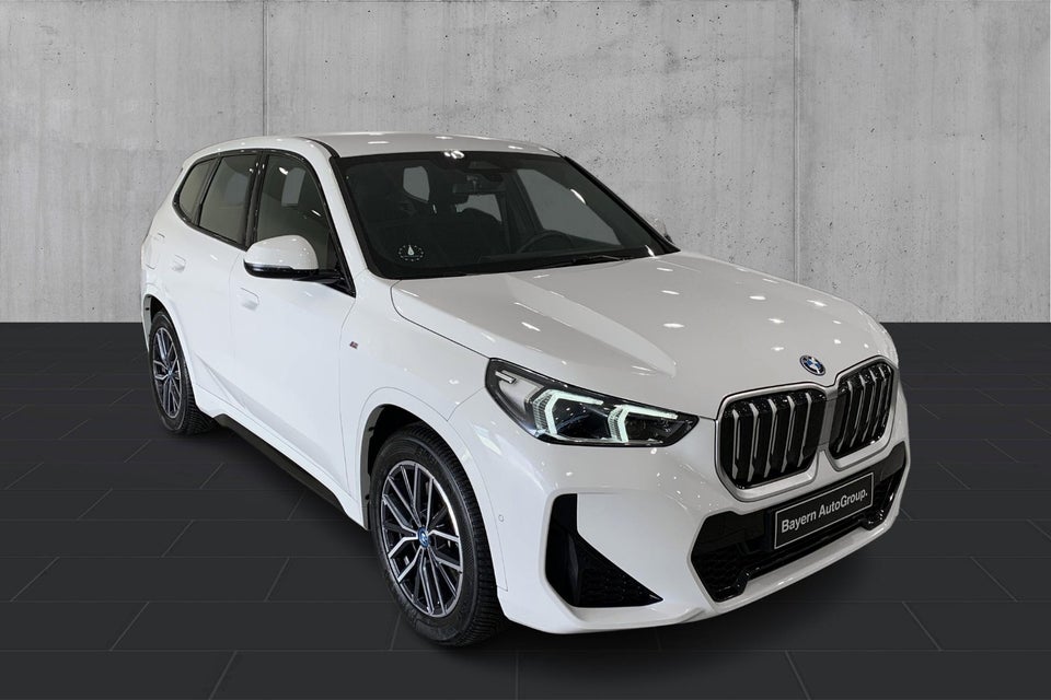 BMW iX1 xDrive30 M-Sport 5d