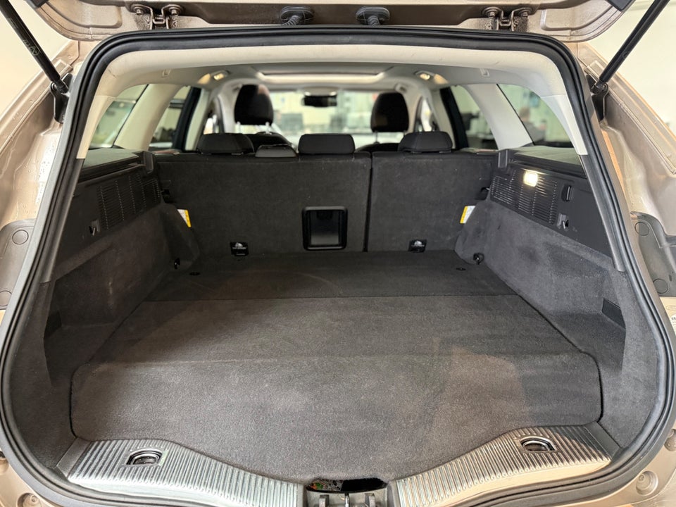 Ford Mondeo 2,0 HEV Titanium stc. CVT 5d