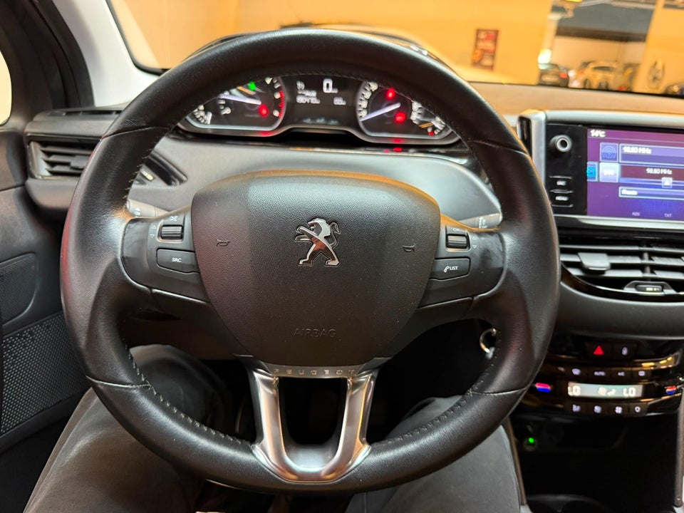 Peugeot 208 1,6 BlueHDi 100 Active 5d
