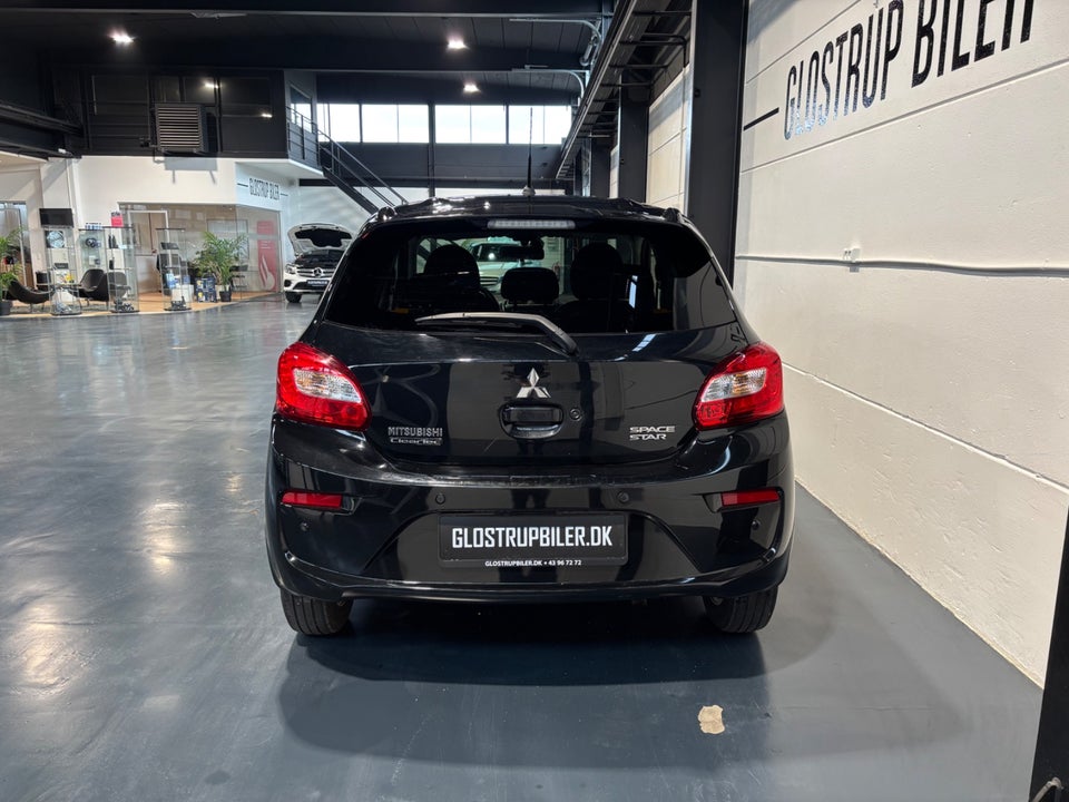 Mitsubishi Space Star 1,2 Invite+ CVT 5d