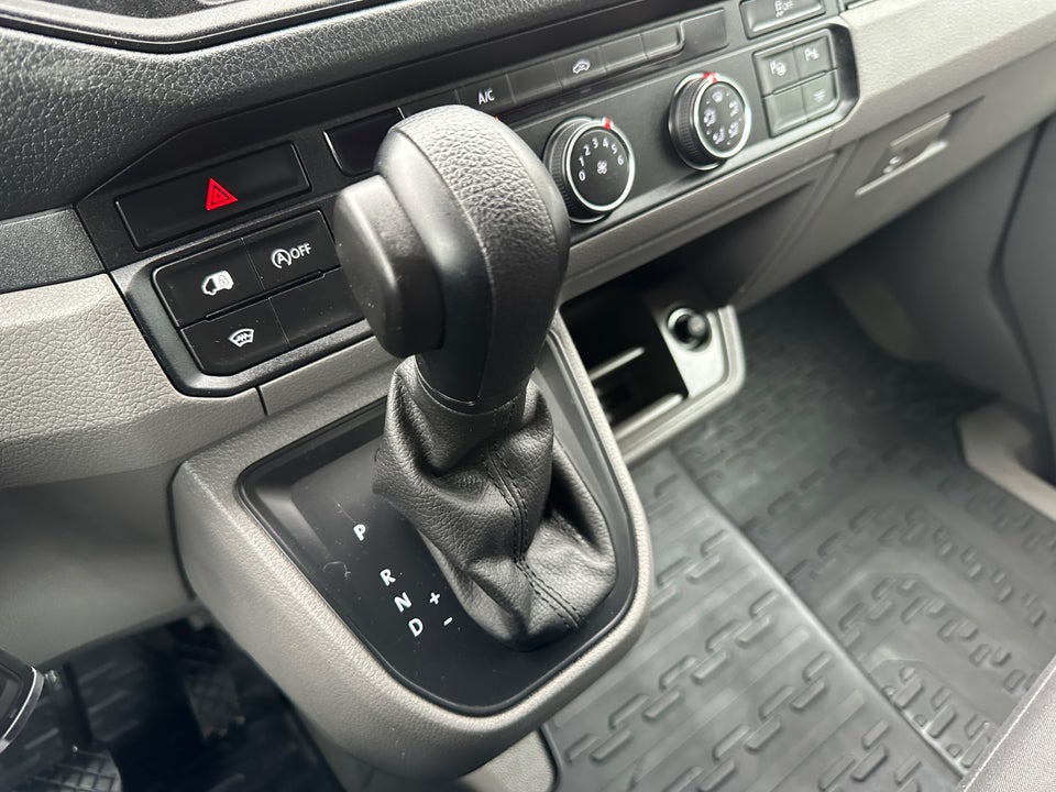 VW Crafter 35 2,0 TDi 177 Kassevogn L3H2 aut.