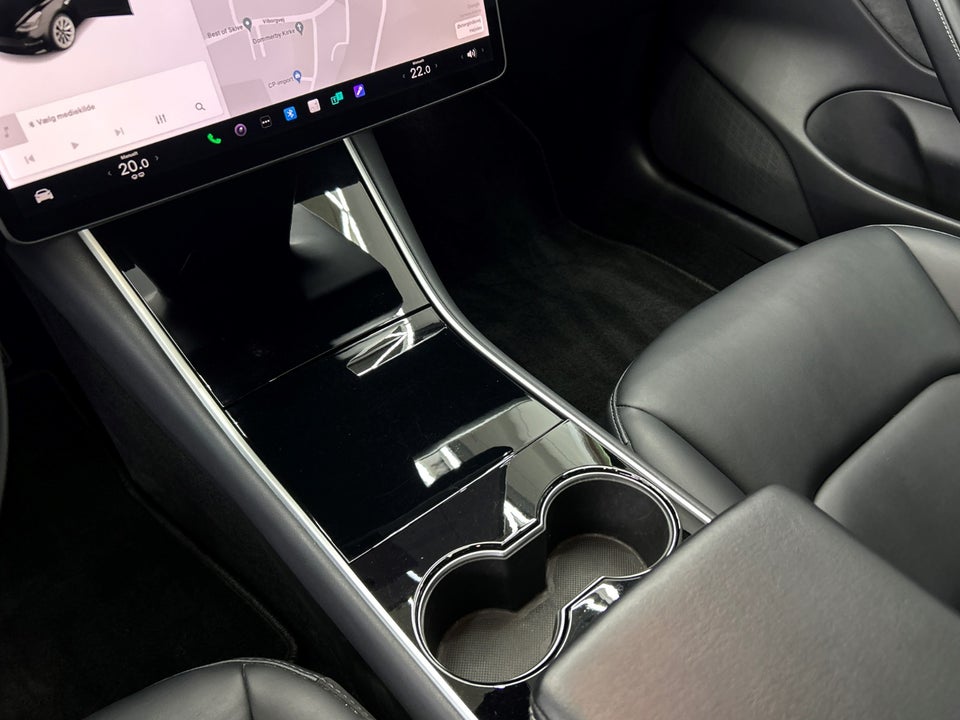 Tesla Model 3 Long Range AWD 4d