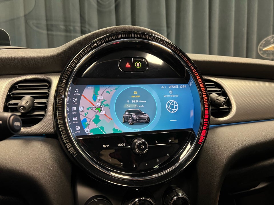 MINI Cooper SE Yours Lounge 3d