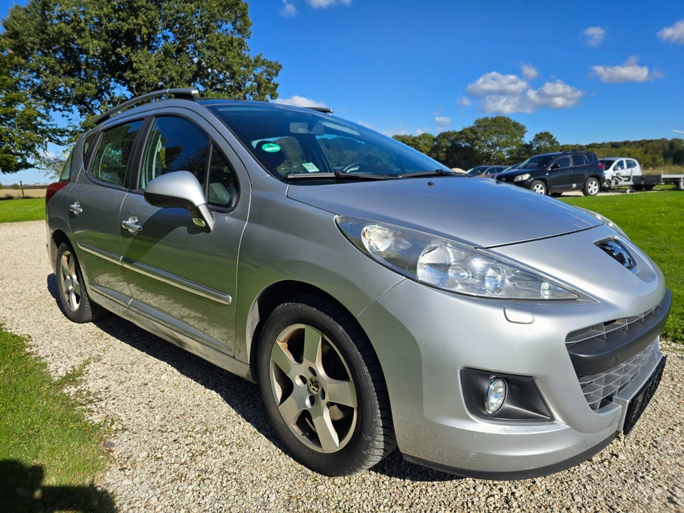 Peugeot 207 1,6 HDi 92 Sportium SW 5d