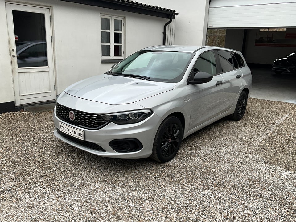 Fiat Tipo 1,4 16V Street SW 5d