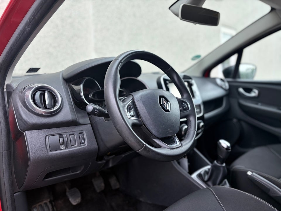 Renault Clio IV 0,9 TCe 90 Limited Sport Tourer 5d
