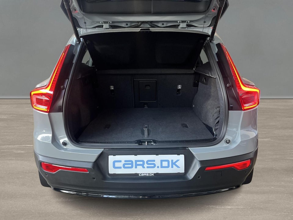 Volvo EX40 Extended Range Plus 5d