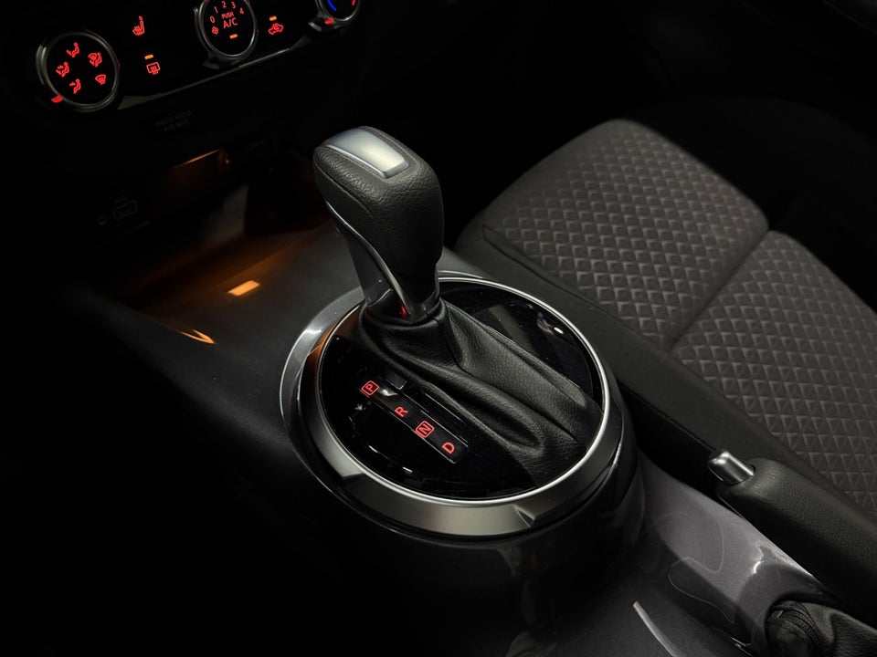 Nissan Juke 1,0 Dig-T 117 Tekna 5d