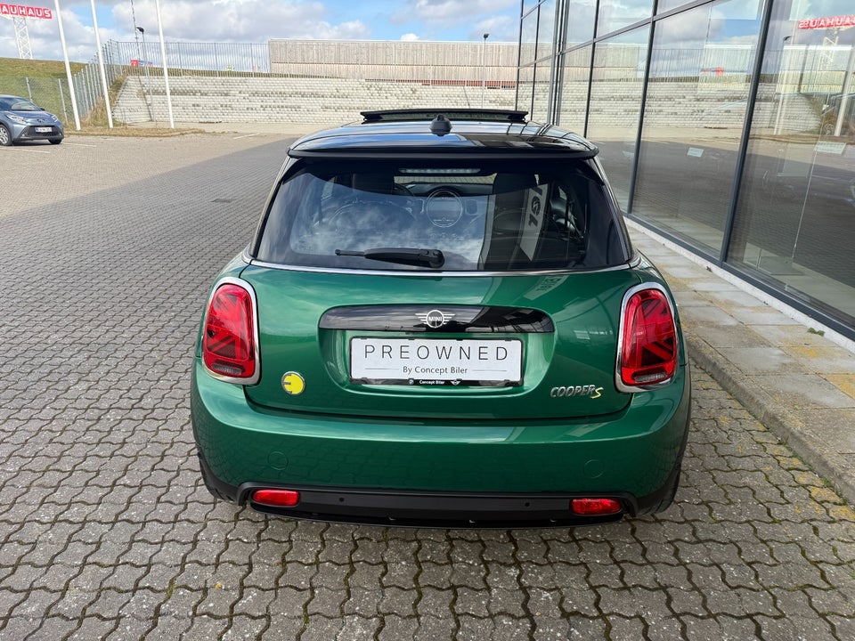MINI Cooper SE Maximise 3d