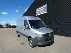 Mercedes Sprinter 317, modelår 2024, 500 km