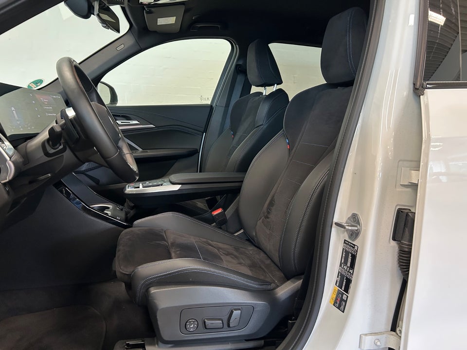 BMW iX1 xDrive30 Fully Charged M-Sport 5d