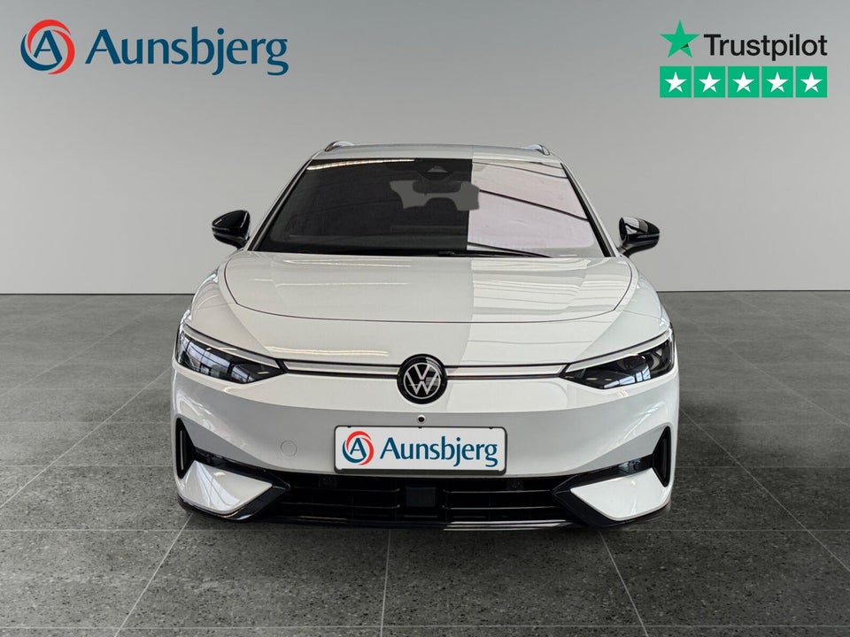 VW ID.7 77 Style+ Tourer 5d