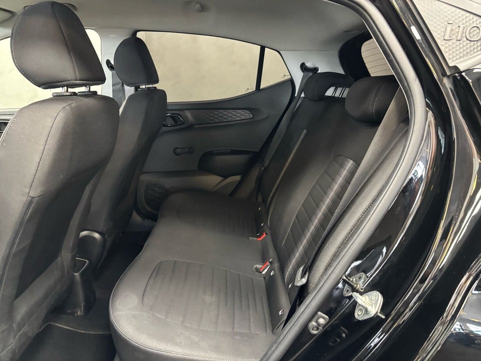 Hyundai i10 1,0 MPi Essential 5d