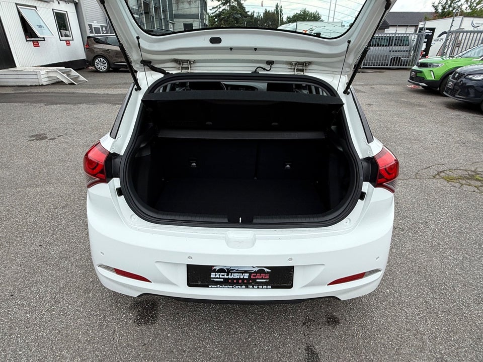 Hyundai i20 1,25 Trend 5d