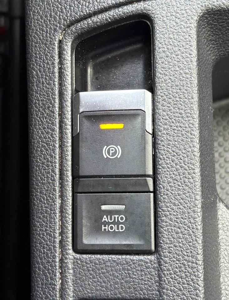 VW T-Roc 1,5 TSi 150 R-line DSG 5d