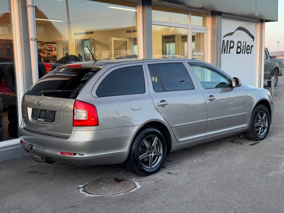 Skoda Octavia 1,6 TDi 105 GreenLine Combi Van 5d
