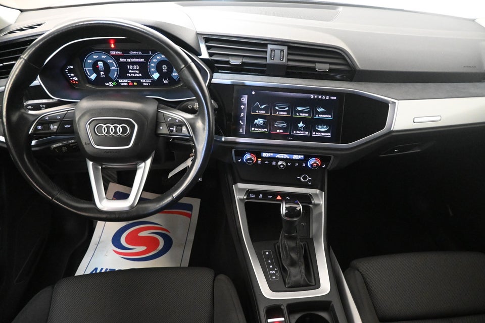 Audi Q3 45 TFSi e Attitude plus S-tr. 5d