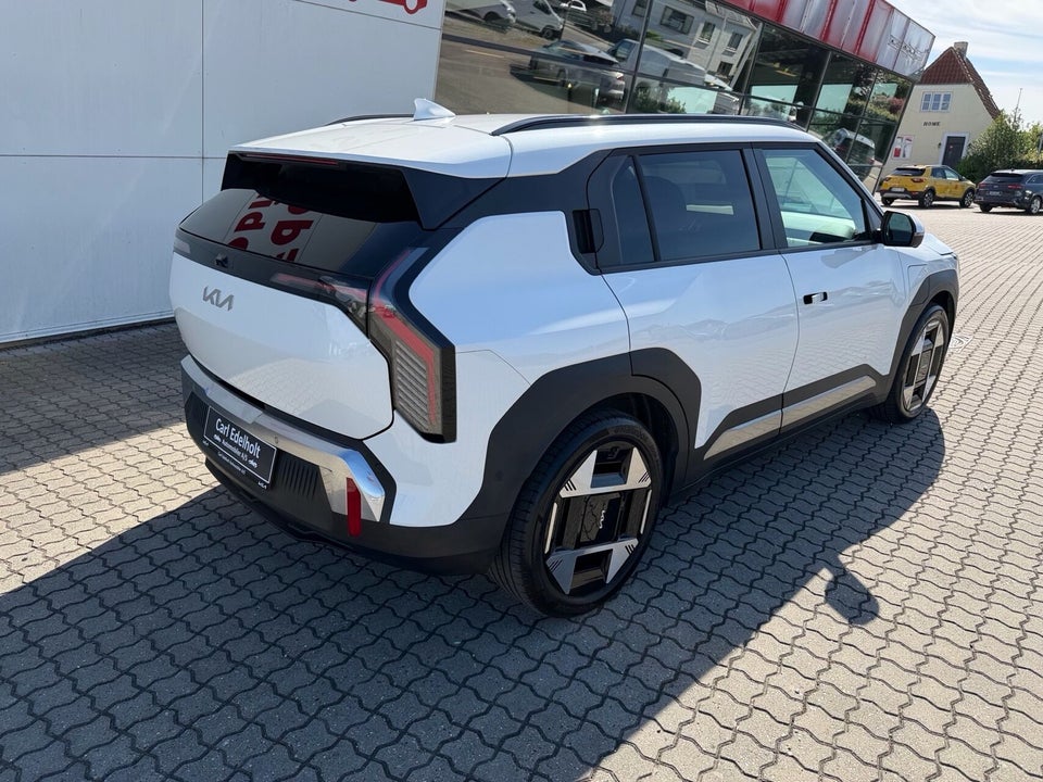 Kia EV3 81 Long Range Upgrade 5d