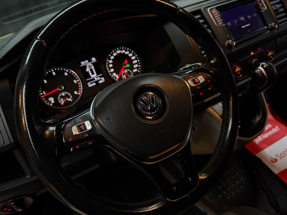 VW Transporter 2,0 TDi 150 Kassevogn DSG kort