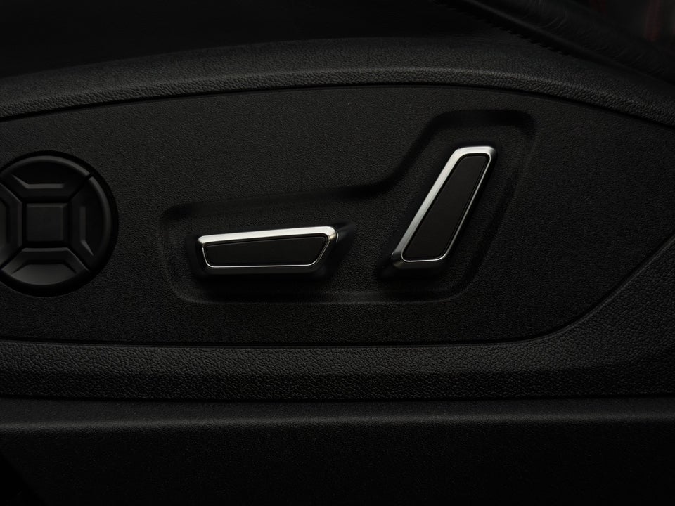 Audi Q8 e-tron 55 S-line Sportback quattro 5d