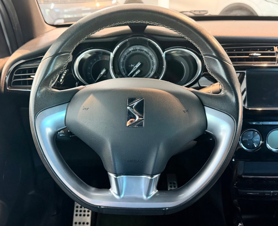 DS DS 3 1,2 PureTech 110 Style Cabrio EAT6 2d