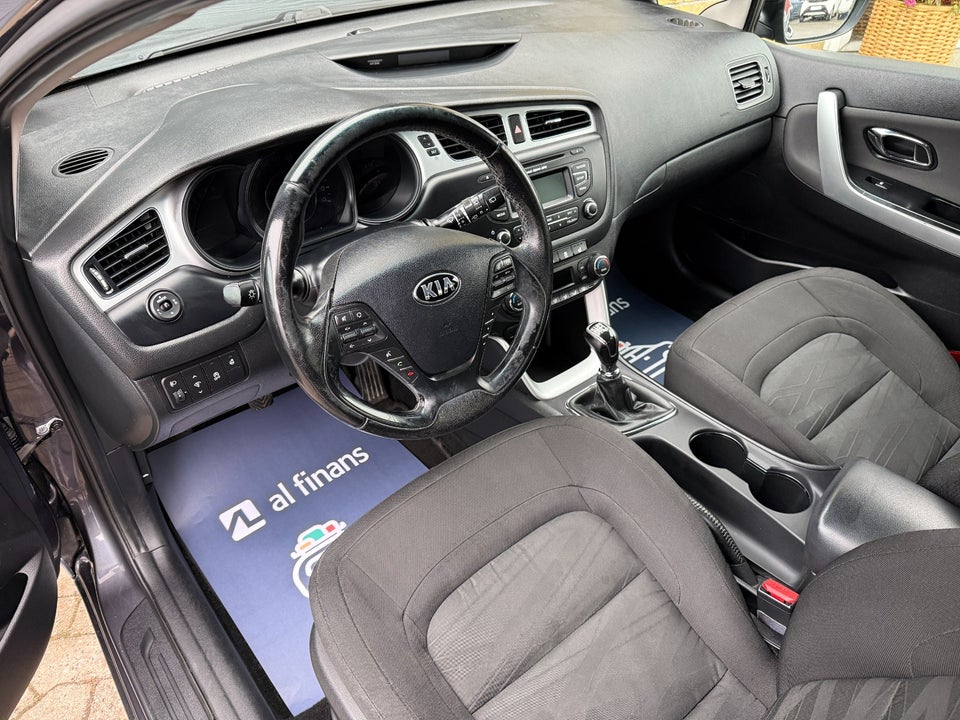 Kia Ceed 1,4 CVVT Limited SW 5d