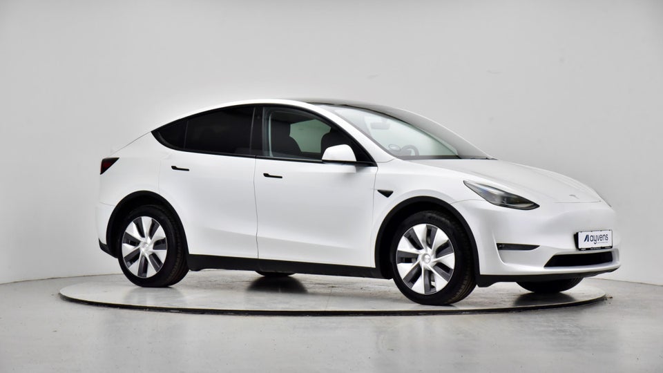 Tesla Model Y Long Range AWD 5d