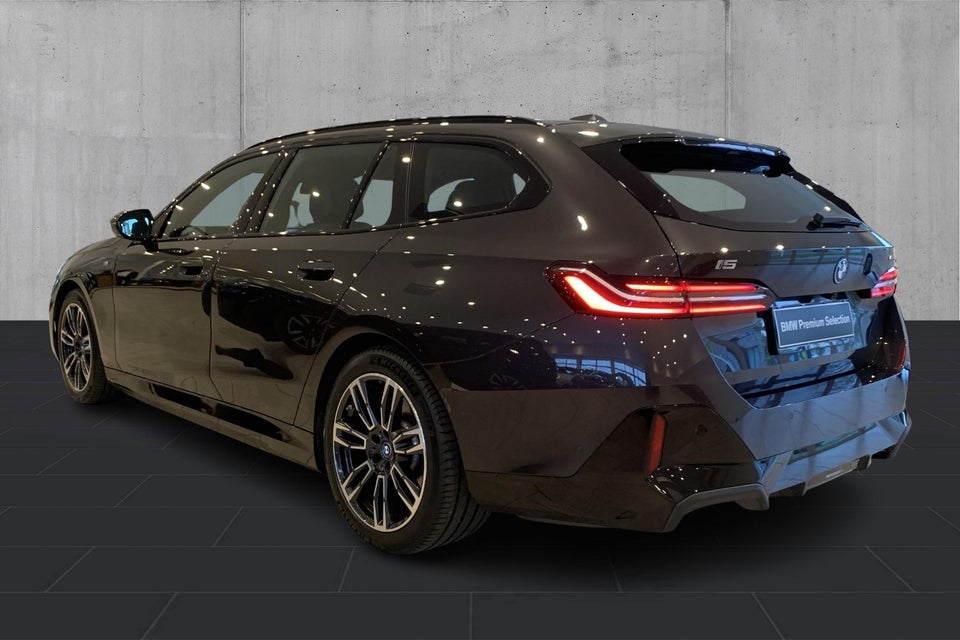 BMW i5 eDrive40 Touring M-Sport 5d