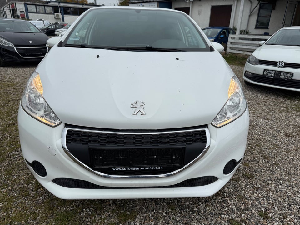 Peugeot 208 1,2 VTi Active 5d