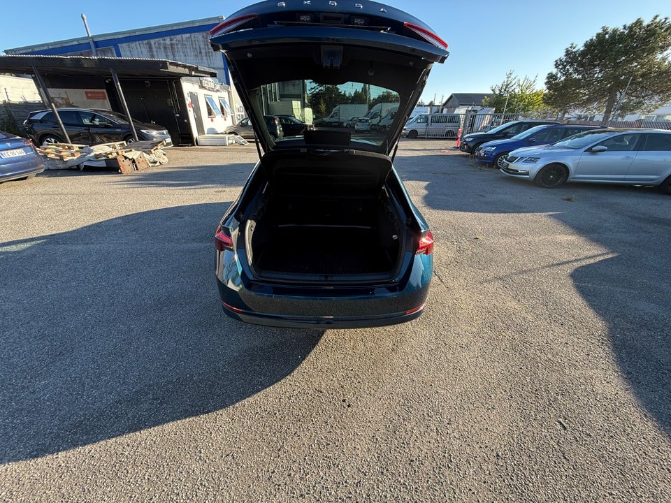 Skoda Octavia 1,4 TSi iV Plus DSG 5d