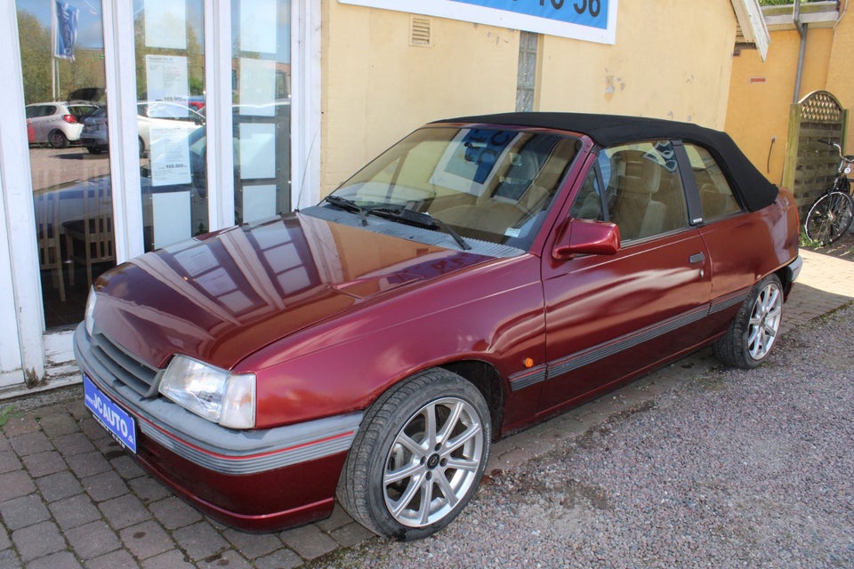 Opel Kadett 1,6i GL Cabriolet 2d