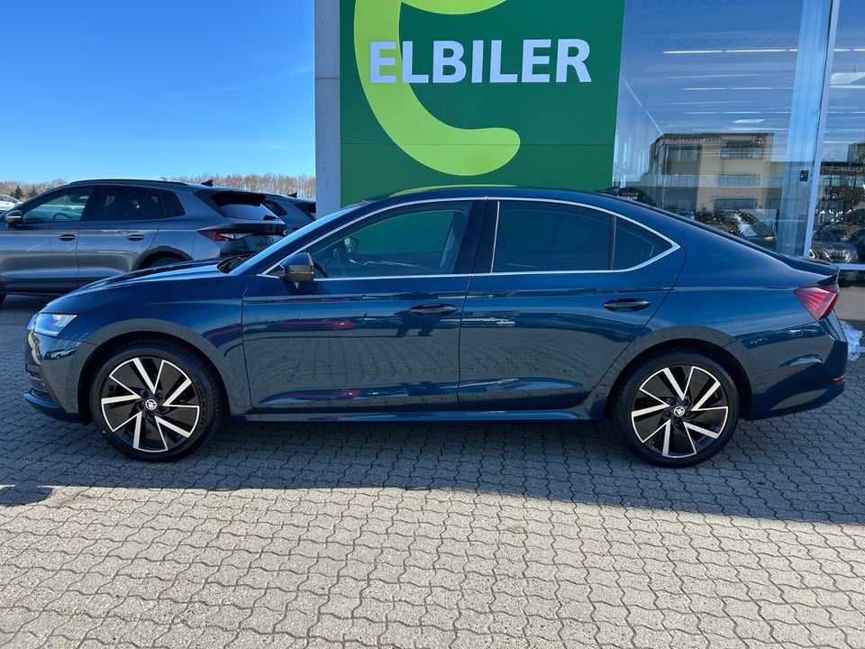 Skoda Octavia 2,0 TDi 150 Business Executive DSG 5d