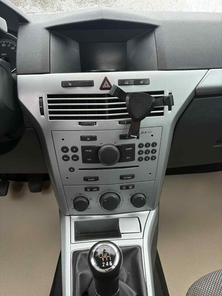 Opel Astra 1,7 CDTi 110 Enjoy 5d