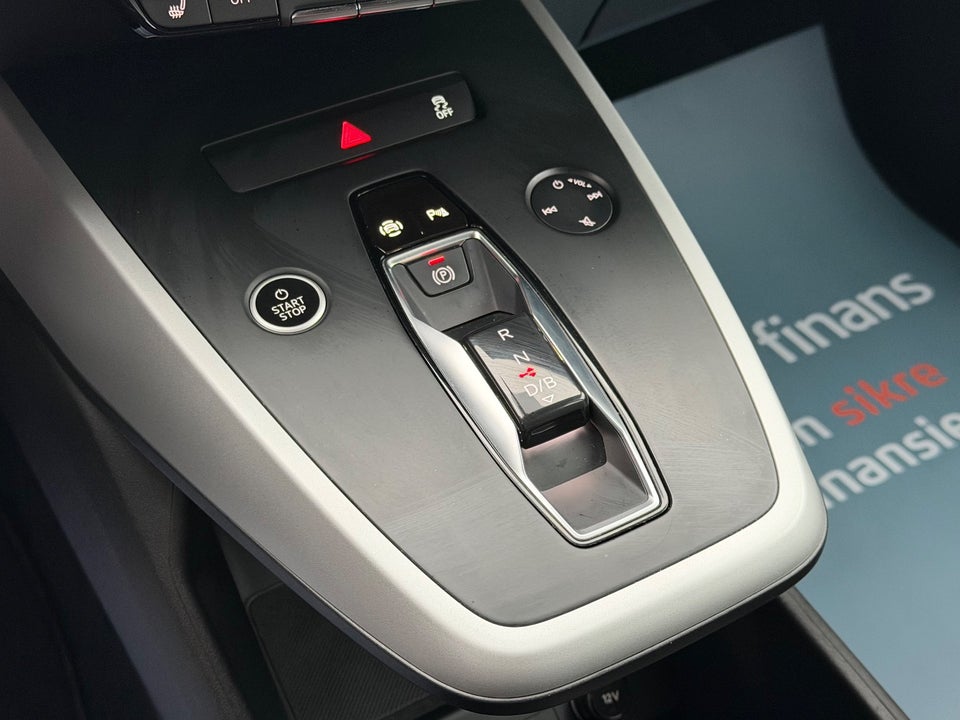 Audi Q4 e-tron 40  5d