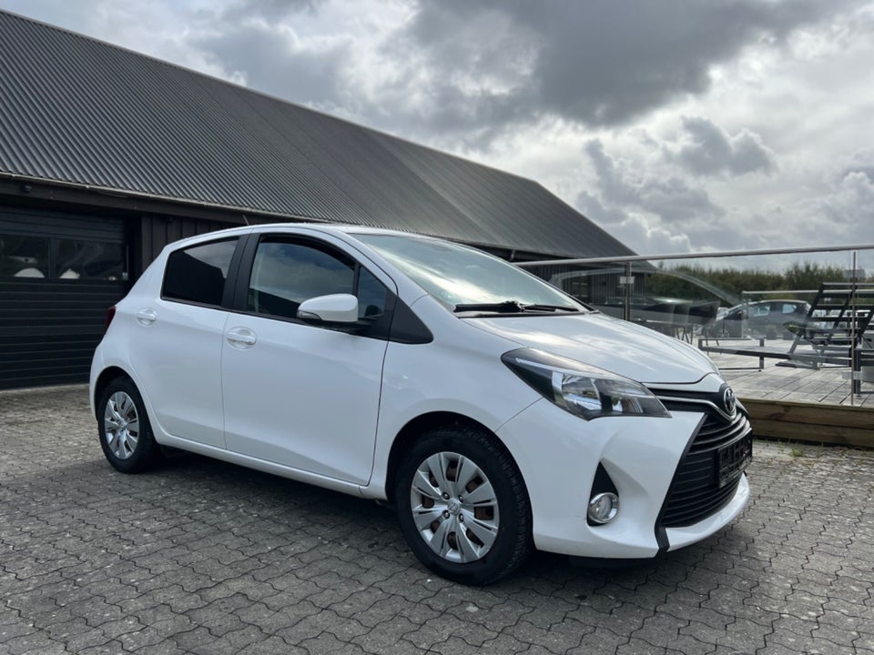 Toyota Yaris 1,0 VVT-i T1 Style 5d