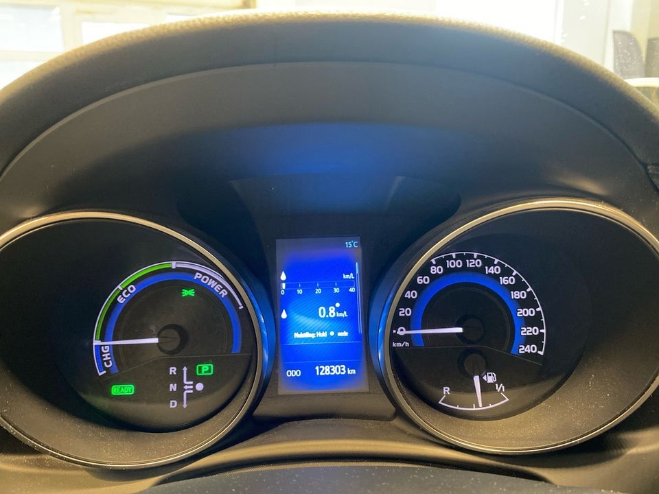 Toyota Auris 1,8 Hybrid H2 Selected CVT 5d