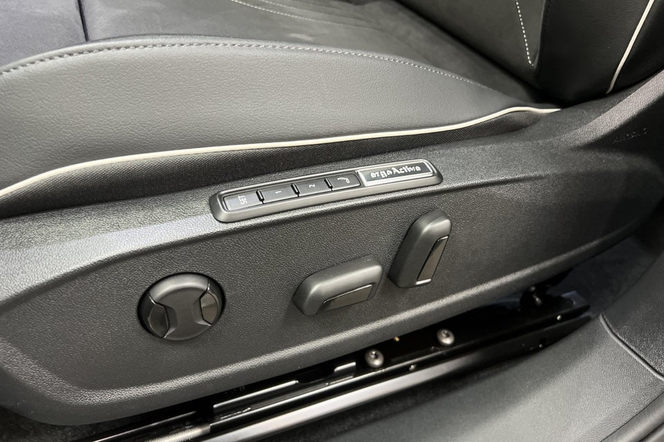 VW ID.5 77 Style Edition 5d