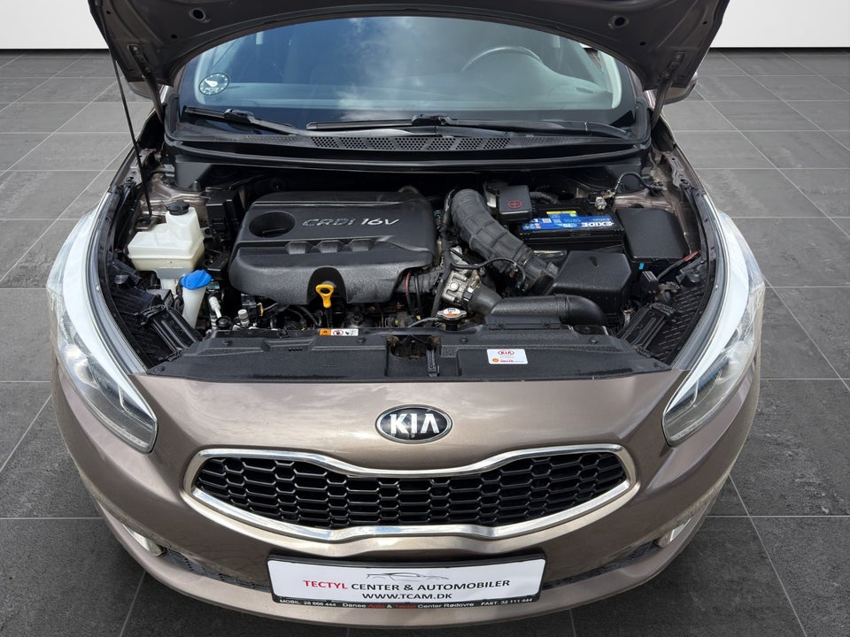Kia Ceed 1,6 CRDi 128 Limited SW 5d