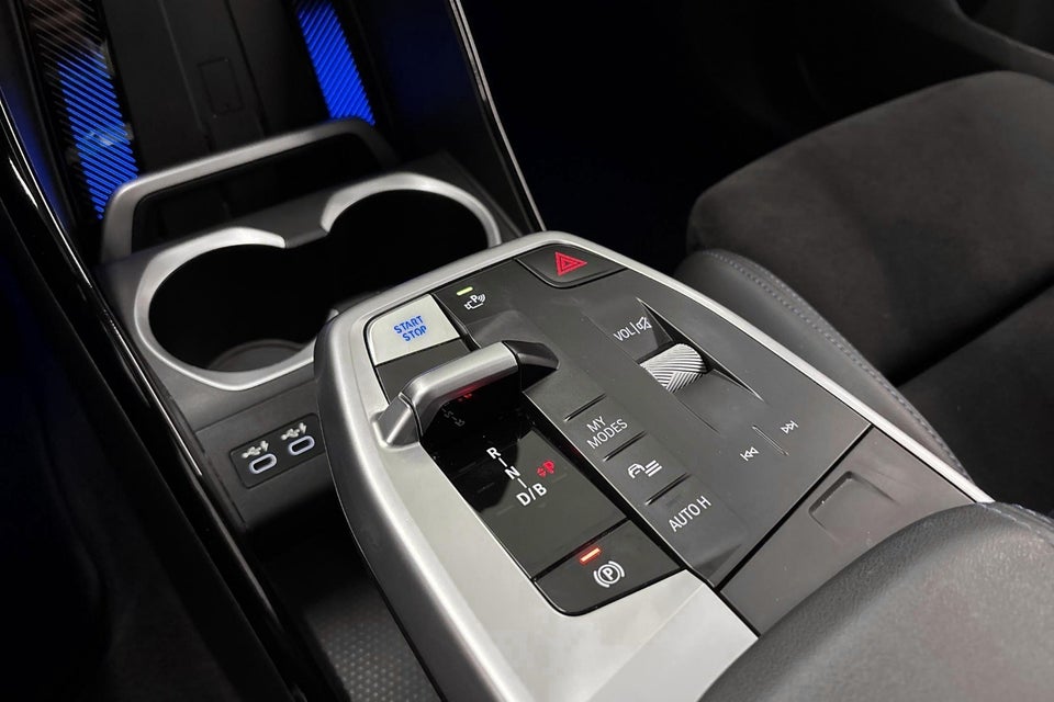 BMW iX1 eDrive20 M-Sport 5d